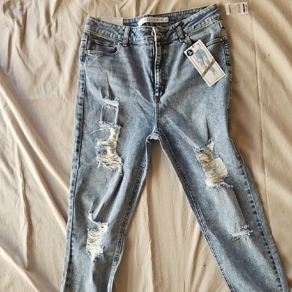 Tinseltown Skinny Blue Jeans with Distressed Details - Picture 1 of 3